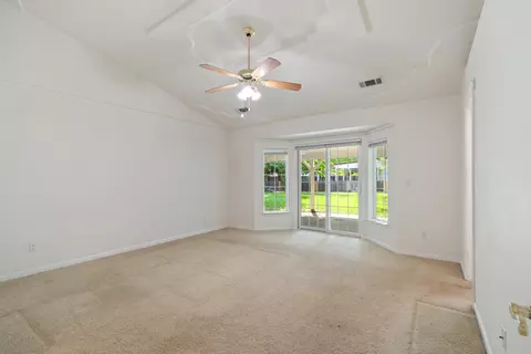 6596 Reflection St, Redding, CA 96001 photo 16