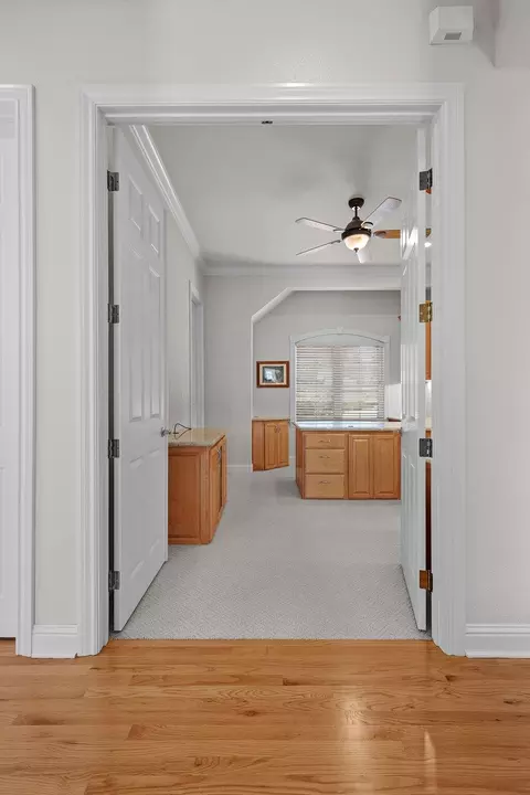 Entry Way - 13365 Tierra Heights Rd, Redding, CA 96003 photo 6 of 6