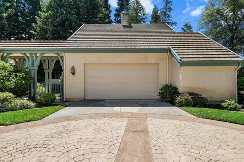 Exterior - 13365 Tierra Heights Rd, Redding, CA 96003 photo 15 of 18
