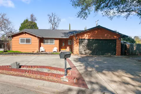 554 Julie Way, Redding, CA 96002