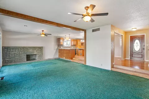 Living - 554 Julie Way, Redding, CA 96002 photo 1 of 2