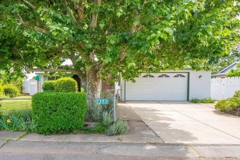 2353 Hawn Ave, Redding, CA 96002 photo 56