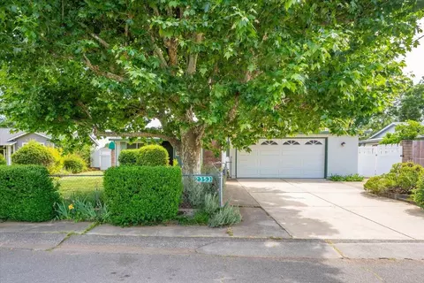 2353 Hawn Ave, Redding, CA 96002 photo 55