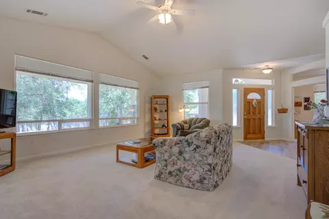 13223 Padani Dr, Redding, CA 96003 photo 5