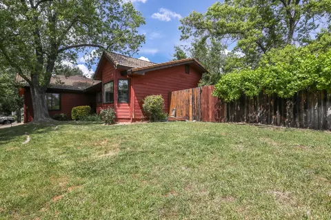 5663 Terra Linda Way, Redding, CA 96003 photo 4