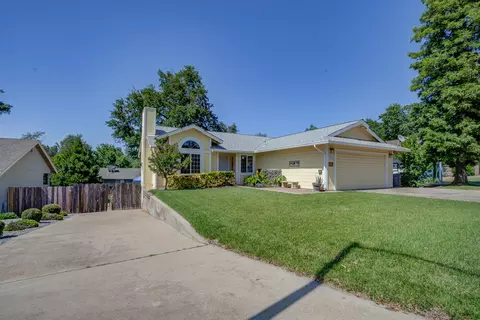 1780 Marlene Ave, Redding, CA 96002 photo 3