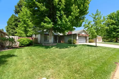 1946 Jeanae Ct, Redding, CA 96002 photo 2