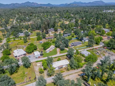 18518 Candy Ln, Redding, CA 96003 photo 38