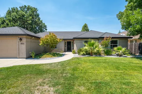 Exterior - 3621 Sacramento Dr, Redding, CA 96001 photo 3 of 16