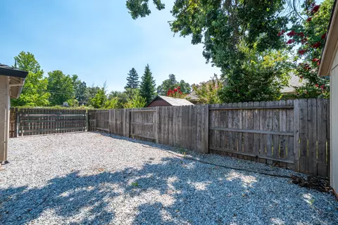 Exterior - 3621 Sacramento Dr, Redding, CA 96001 photo 6 of 16
