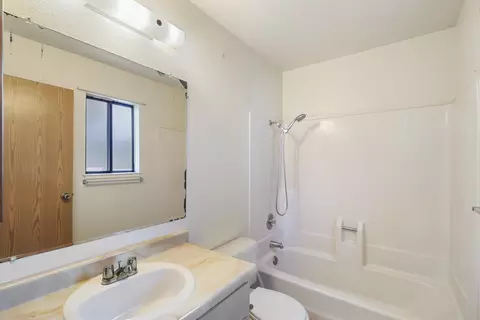 1878 Galaxy Way, Redding, CA 96002 photo 21