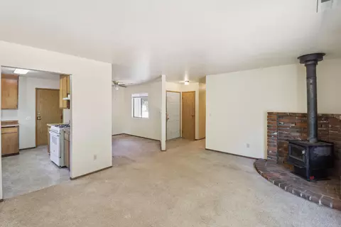1878 Galaxy Way, Redding, CA 96002 photo 9