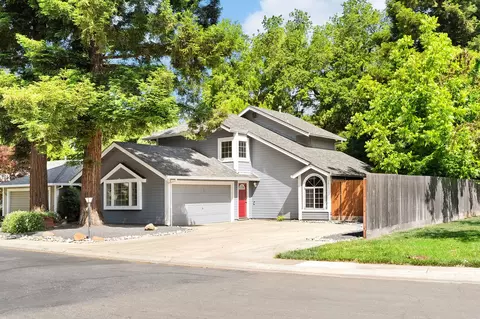 791 Victorian Park Dr, Chico, CA 95926