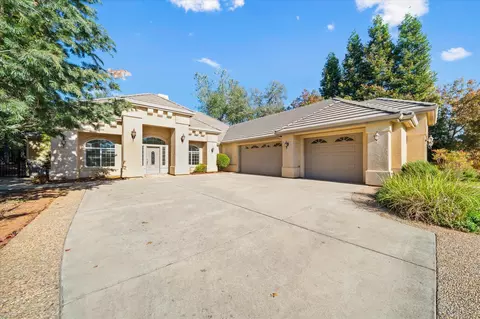 19458 Palermo Ct, Redding, CA 96003