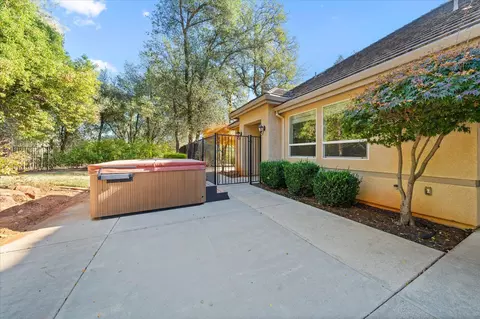 19458 Palermo Ct, Redding, CA 96003 photo 42