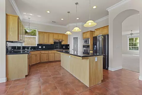 3540 Greenstone Pl, Redding, CA 96001 photo 10