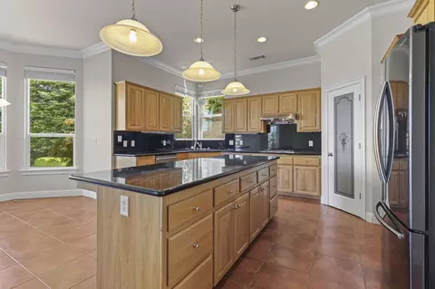 3540 Greenstone Pl, Redding, CA 96001 photo 12
