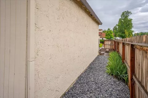 696 Buckthorn Dr, Redding, CA 96003 photo 31