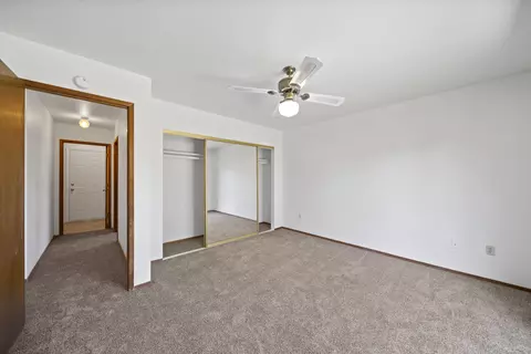 Bedroom - 4422 Swallowtail Ct, Redding, CA 96003 photo 1 of 5