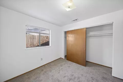 Bedroom - 4422 Swallowtail Ct, Redding, CA 96003 photo 2 of 5