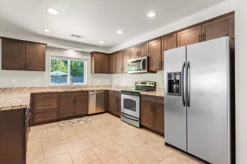 3160 Barrel Ct, Redding, CA 96001 photo 10