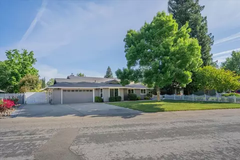 3160 Barrel Ct, Redding, CA 96001 photo 4