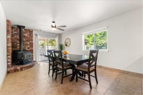 3160 Barrel Ct, Redding, CA 96001 photo 14
