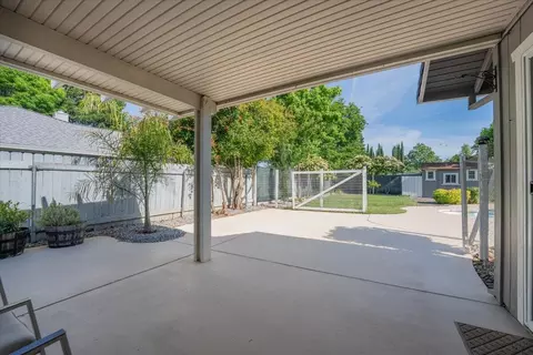 3160 Barrel Ct, Redding, CA 96001 photo 38