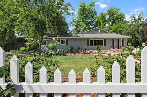 19186 Knighton Rd, Redding, CA 96002 photo 41