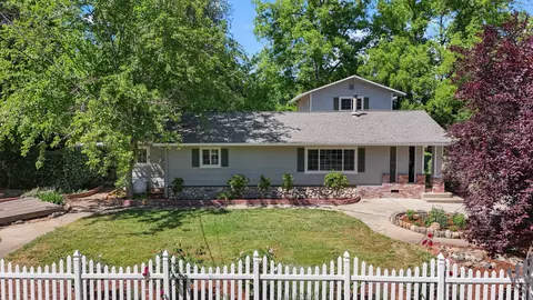 19186 Knighton Rd, Redding, CA 96002 photo 33