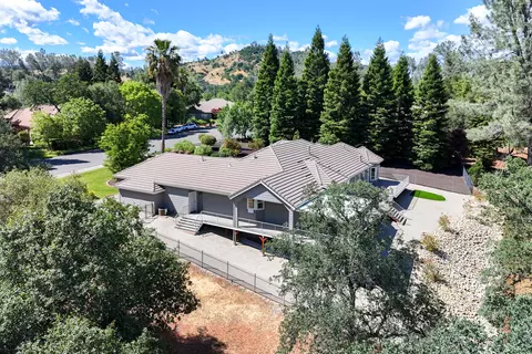View/Area - 13477 Tierra Heights Rd, Redding, CA 96003 photo 7 of 23