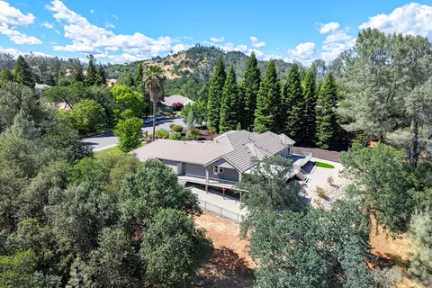 View/Area - 13477 Tierra Heights Rd, Redding, CA 96003 photo 6 of 23