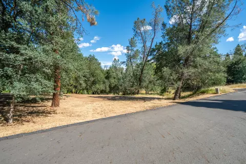 Other - 13477 Tierra Heights Rd, Redding, CA 96003 photo 16 of 21