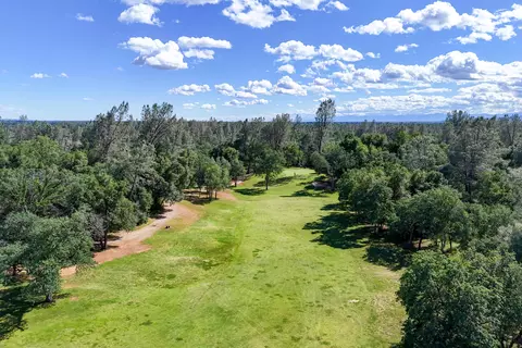 View/Area - 13477 Tierra Heights Rd, Redding, CA 96003 photo 21 of 23