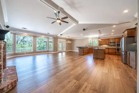 Living - 13477 Tierra Heights Rd, Redding, CA 96003 photo 1 of 6