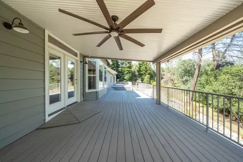 Exterior - 13477 Tierra Heights Rd, Redding, CA 96003 photo 5 of 17