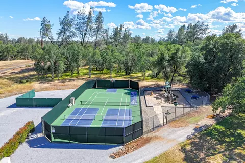 View/Area - 13477 Tierra Heights Rd, Redding, CA 96003 photo 15 of 23