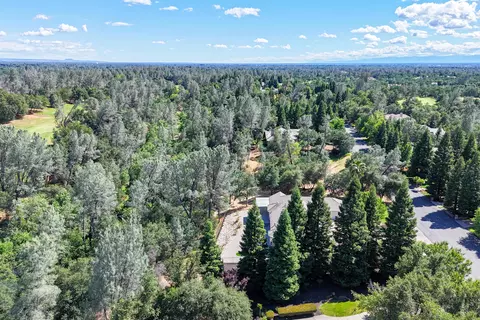 View/Area - 13477 Tierra Heights Rd, Redding, CA 96003 photo 5 of 23