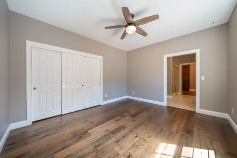 Bedroom - 13477 Tierra Heights Rd, Redding, CA 96003 photo 2 of 5
