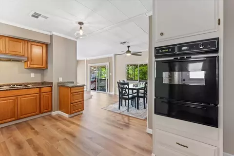 4824 Pecan Dr, Redding, CA 96003 photo 8