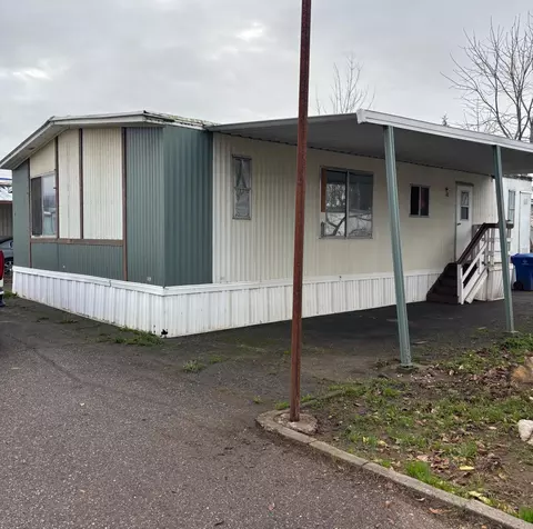 105 Rio Vista Ln, Red Bluff, CA 96080