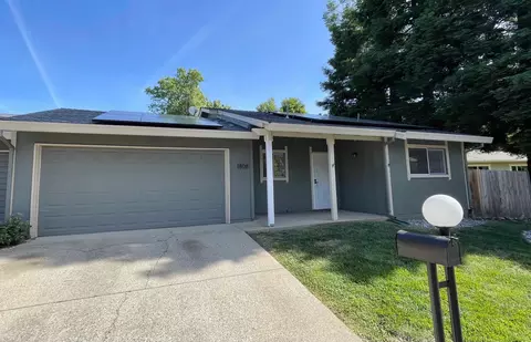 1808 Del Mar Ave, Redding, CA 96003