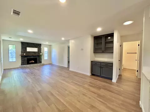 Living - 1808 Del Mar Ave, Redding, CA 96003 photo 1 of 1
