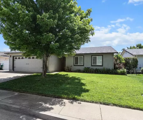 3535 Barkwood Dr, Anderson, CA 96007