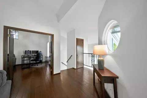 Entry Way - 249 Ridgetop Dr #239, Redding, CA 96003 photo 5 of 5