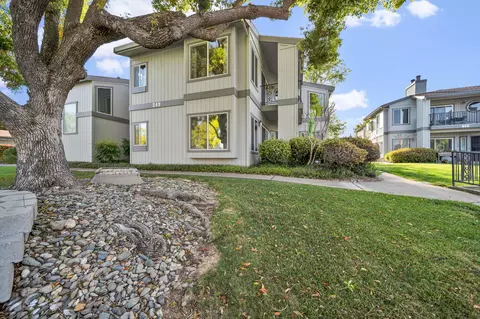 Exterior - 249 Ridgetop Dr #239, Redding, CA 96003 photo 6 of 9