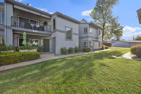 Exterior - 249 Ridgetop Dr #239, Redding, CA 96003 photo 5 of 9