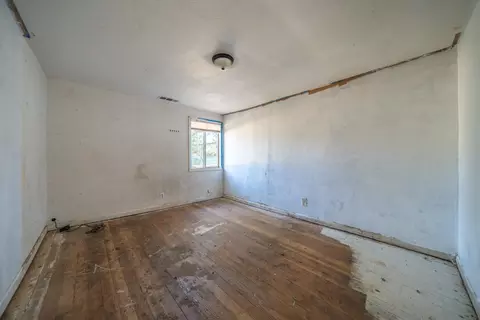 Bedroom - 2631 Irwin Rd, Redding, CA 96002 photo 3 of 4