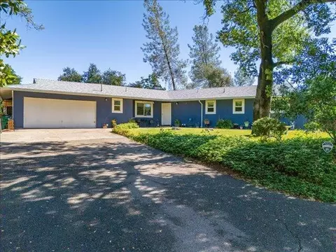 2141 Hardenbrook Ave, Shasta Lake, CA 96019