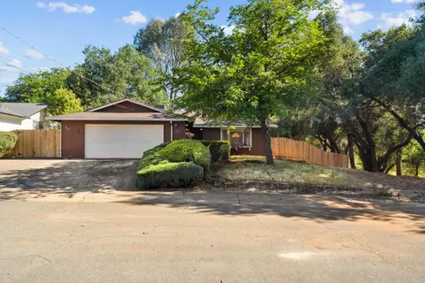 2151 Wilson Ave, Redding, CA 96002